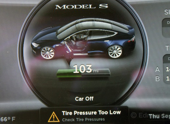 Tesla曝后輪設計缺陷 比電池著火還致命