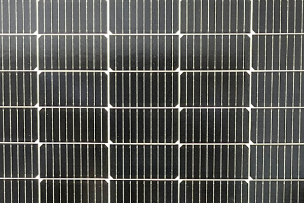 國家能源局：我國風(fēng)電光伏發(fā)電總裝機(jī)突破8億千瓦