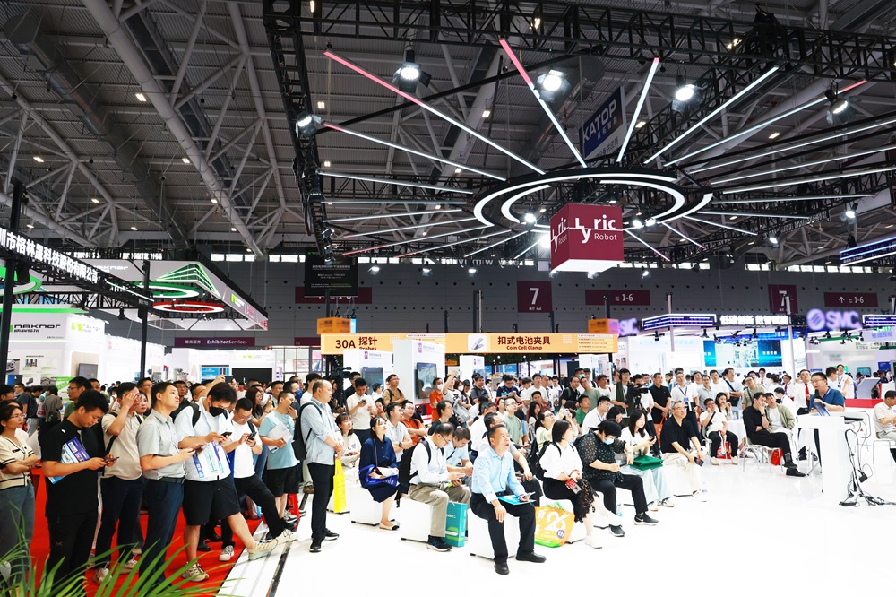 智驅未來 賦能全球丨利元亨閃耀深圳CIBF2025！