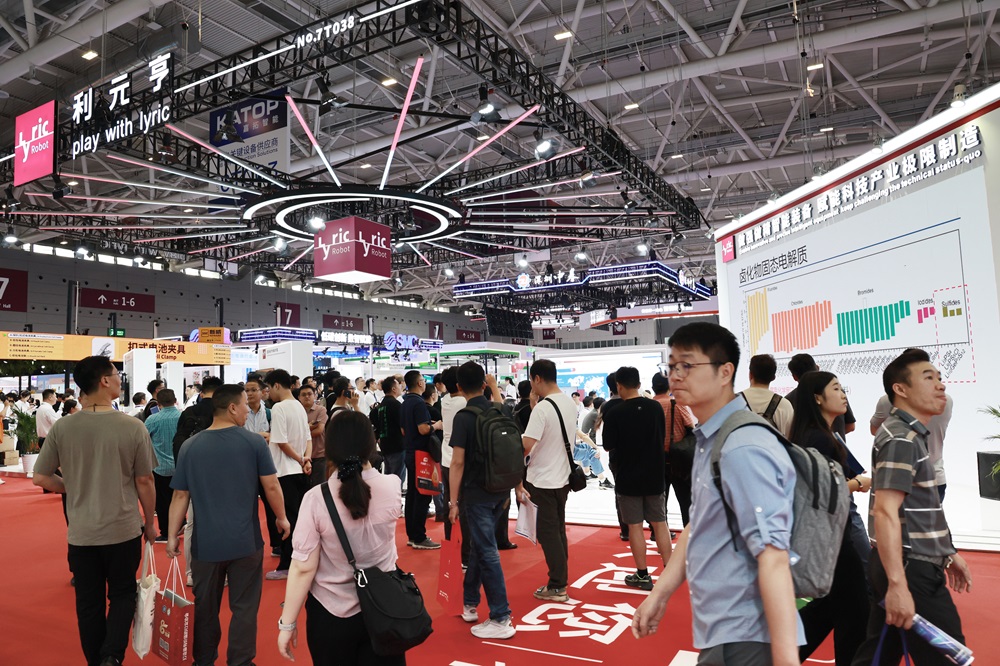智驅未來 賦能全球丨利元亨閃耀深圳CIBF2025！