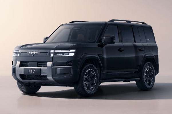 方程豹品牌第四款車型鈦7來了！預計四季度上市