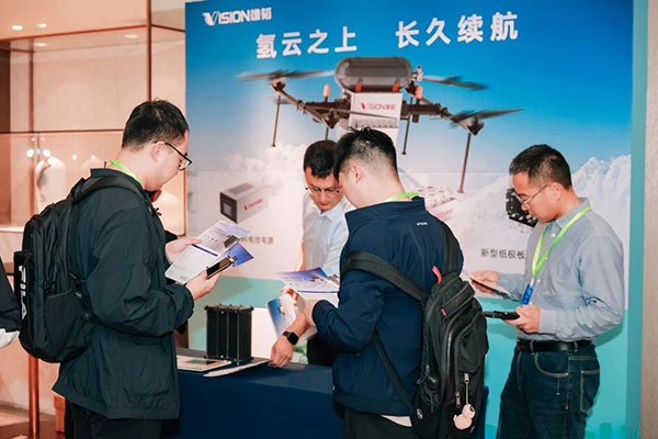 打造無人機新引擎！雄韜股份全新發(fā)布?xì)?鋰-鈉混動系統(tǒng)