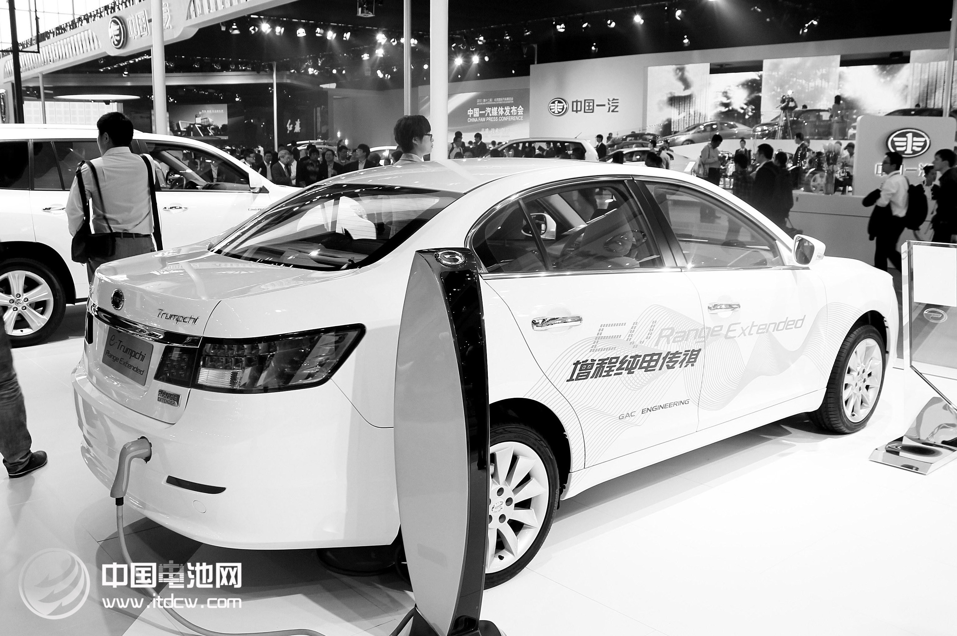 破解低速電動(dòng)車與新城鎮(zhèn)化建設(shè)市場(chǎng)窘境
