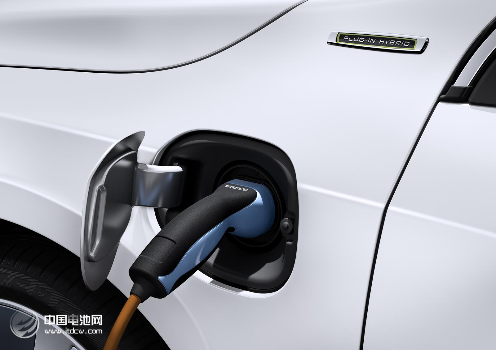 銷量與口碑兼得 插電式混合動(dòng)力車仍“步步驚心”？