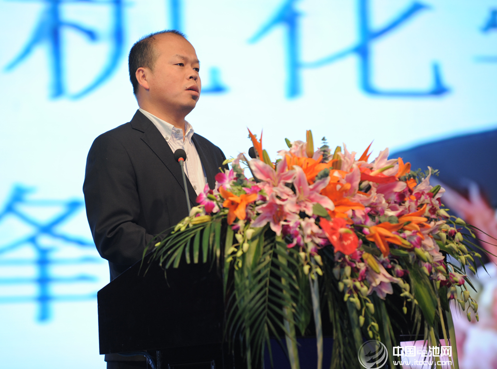 成都興能出席第二屆鋰電“達沃斯” 數(shù)十家客戶參觀