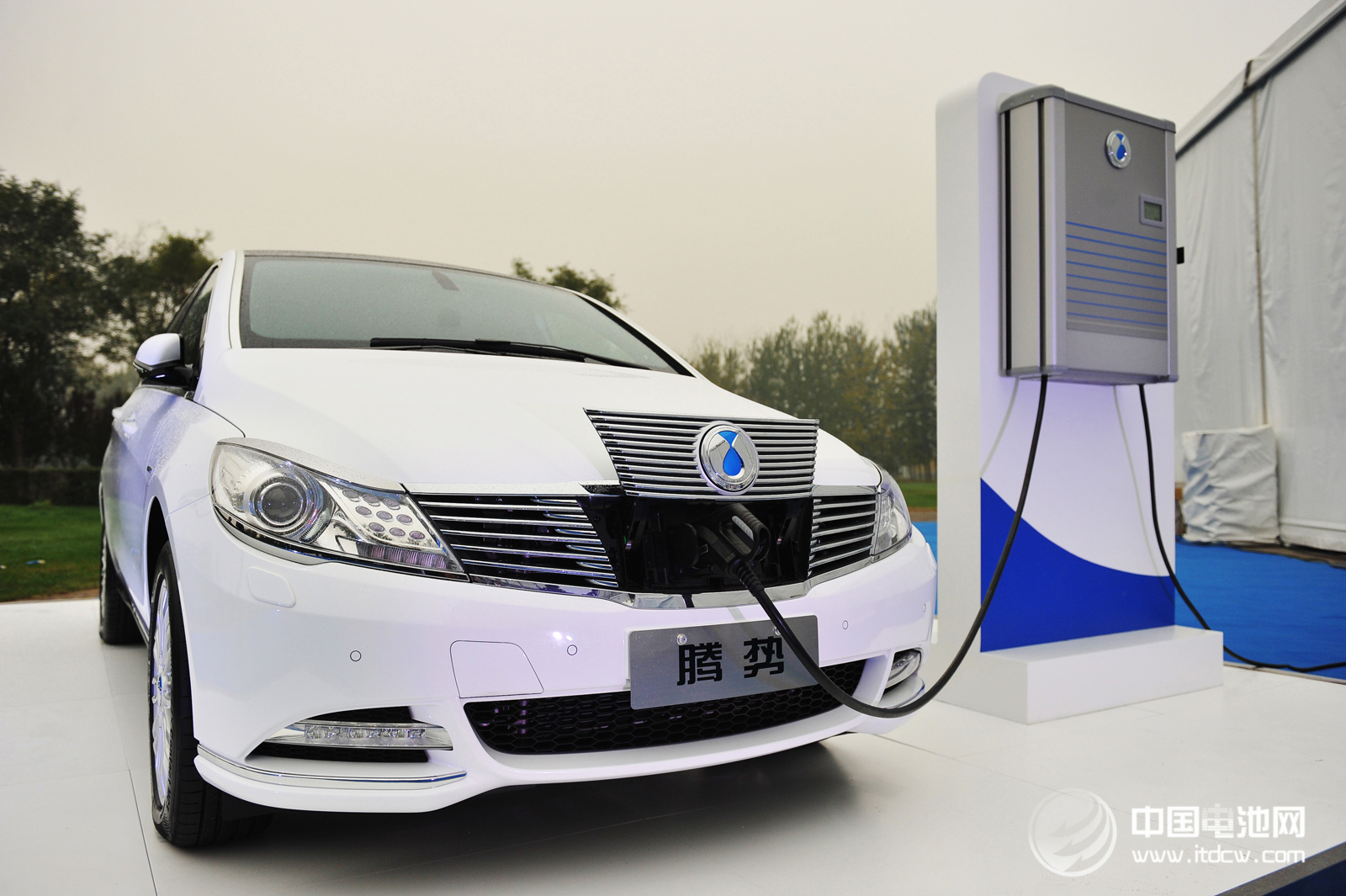 40萬一輛的比亞迪騰勢電動車 都是什么人買？