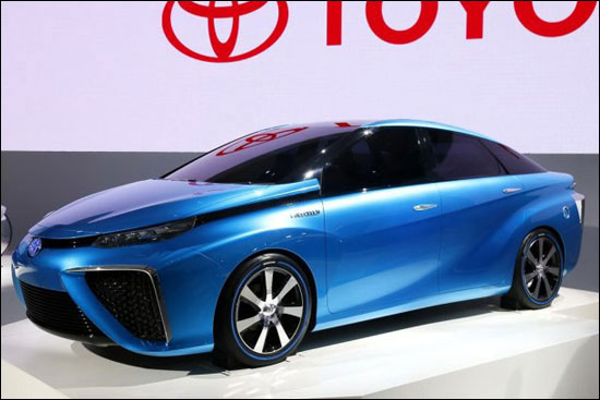 豐田VS 特斯拉：氫燃料電池車與純電動車之爭