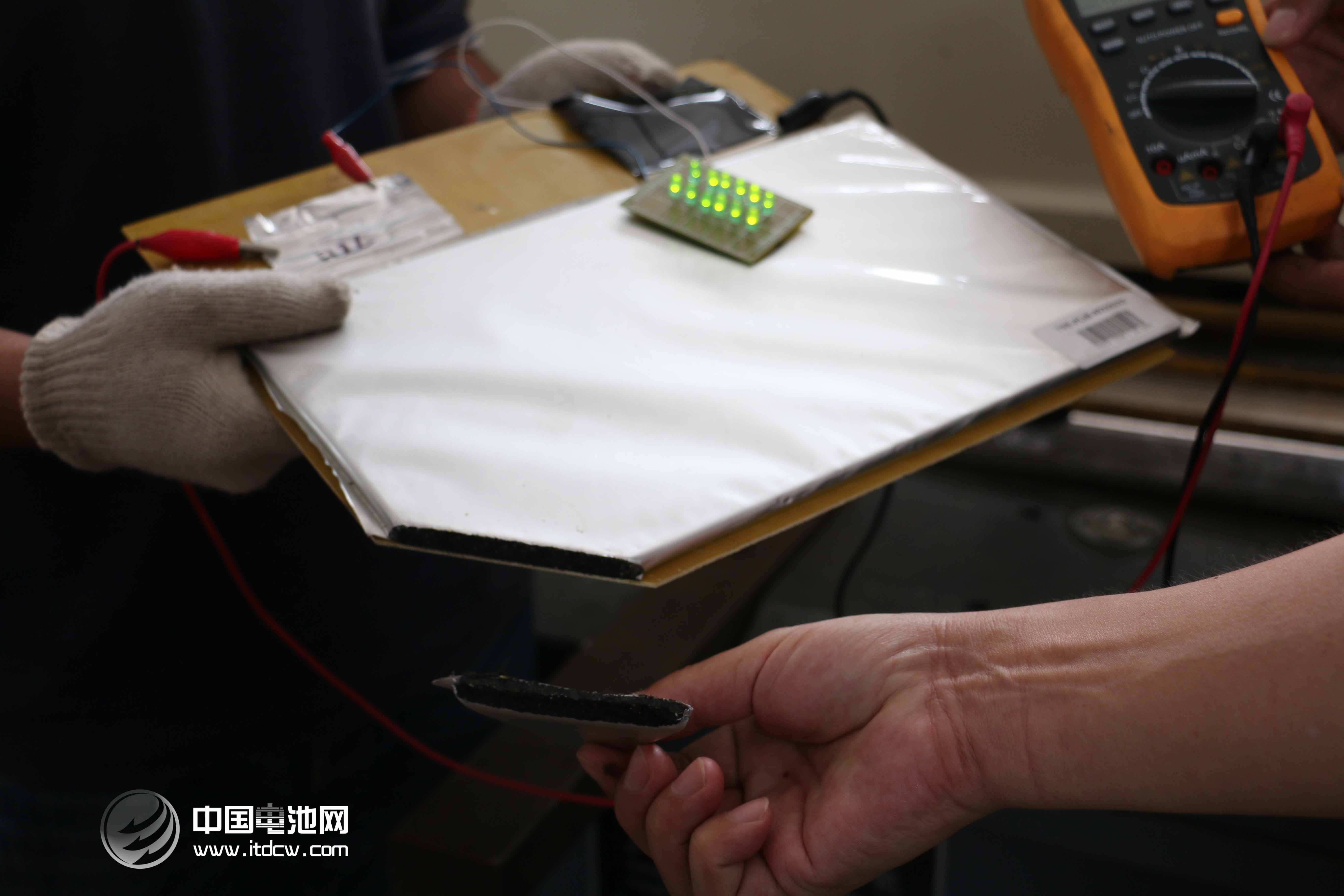 “十三五”動(dòng)力電池四大材料發(fā)展?jié)摿薮?隔膜完全國(guó)產(chǎn)化