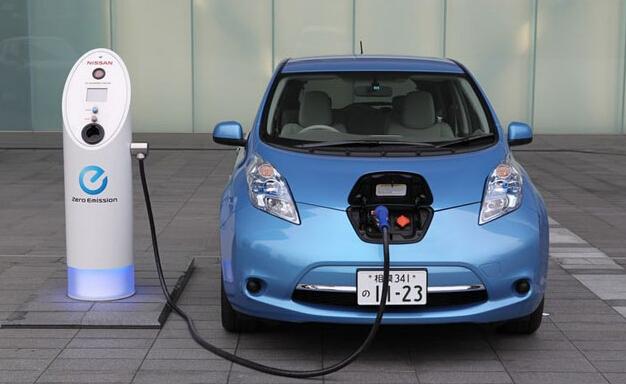 北京將建2000根充電樁  二成車(chē)位擬配充電樁接口