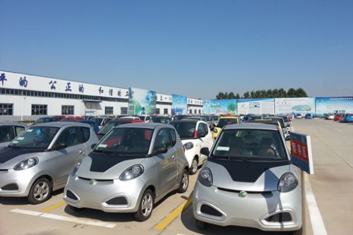 文健生：低速電動(dòng)車拿不到“準(zhǔn)生證”誰(shuí)之過(guò)？