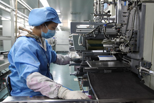 多氟多簽訂超20億鋰電池訂單 新能源領域逐步發(fā)力