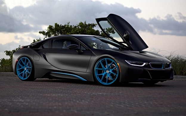 BMW i8 這么炫酷，背后也有博通的功勞