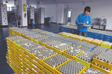 國家統計局：上半年全國采礦業固定資產投資4225億元