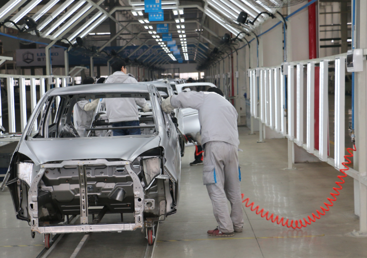 新能源車上半年僅完成24%預(yù)測(cè)目標(biāo) 車企下半年激進(jìn)求量