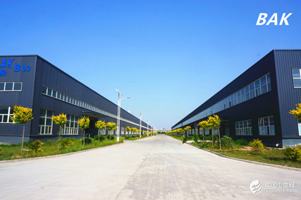 比克電池2016年裝載新能源車超五萬輛 2020年產(chǎn)能將達15GWh 比克電池2016年裝載新能源車超五萬輛 2020年產(chǎn)能將達15GWh