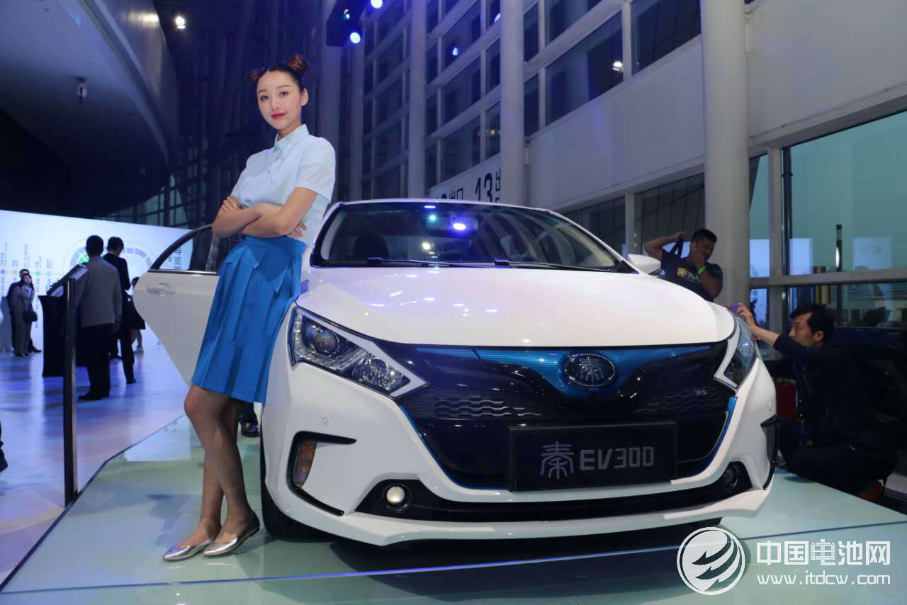 市場(chǎng)表面紅火政策阻力重重 新能源汽車(chē)何時(shí)走出“混沌”？