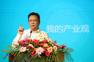 沃特瑪電池李瑤：攜手共創(chuàng)中國新能源產(chǎn)業(yè)新輝煌 預(yù)祝業(yè)界同仁 2018年平安快樂！