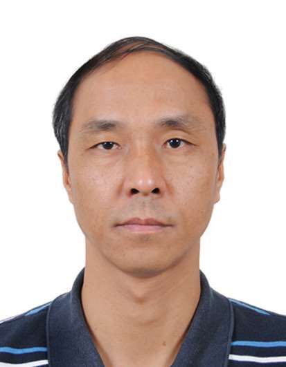 中天新興材料有限公司 總經理 黃勇 中天新興材料有限公司 總經理 黃勇