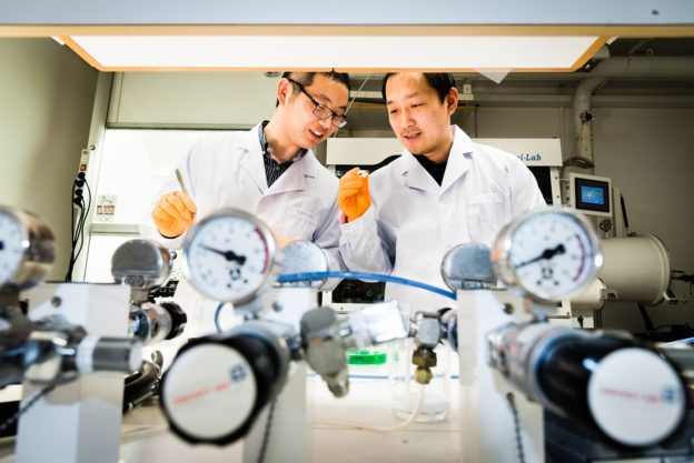 瑞典與新加坡大學跨國合作 攜手研發無鉛雙鈣鈦礦電池薄膜