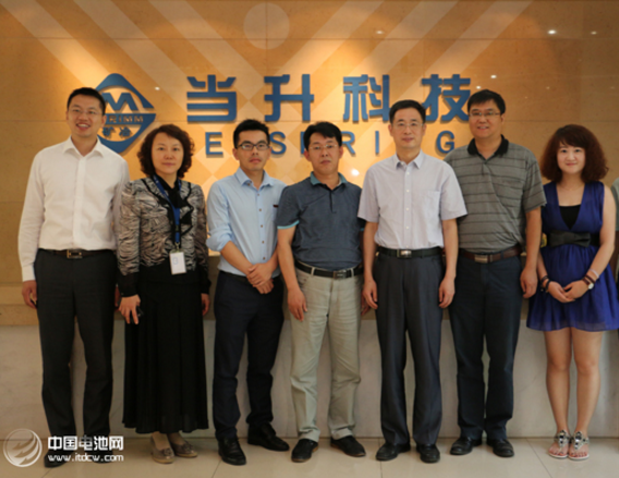 鋰電正極材料“香餑餑”引上下游覬覦 當升科技擬投資30億擴產(chǎn)