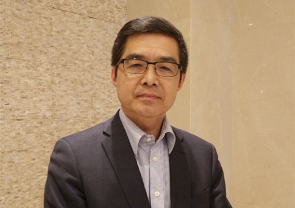 歐陽(yáng)明高：新能源汽車路線動(dòng)搖還是堅(jiān)守？