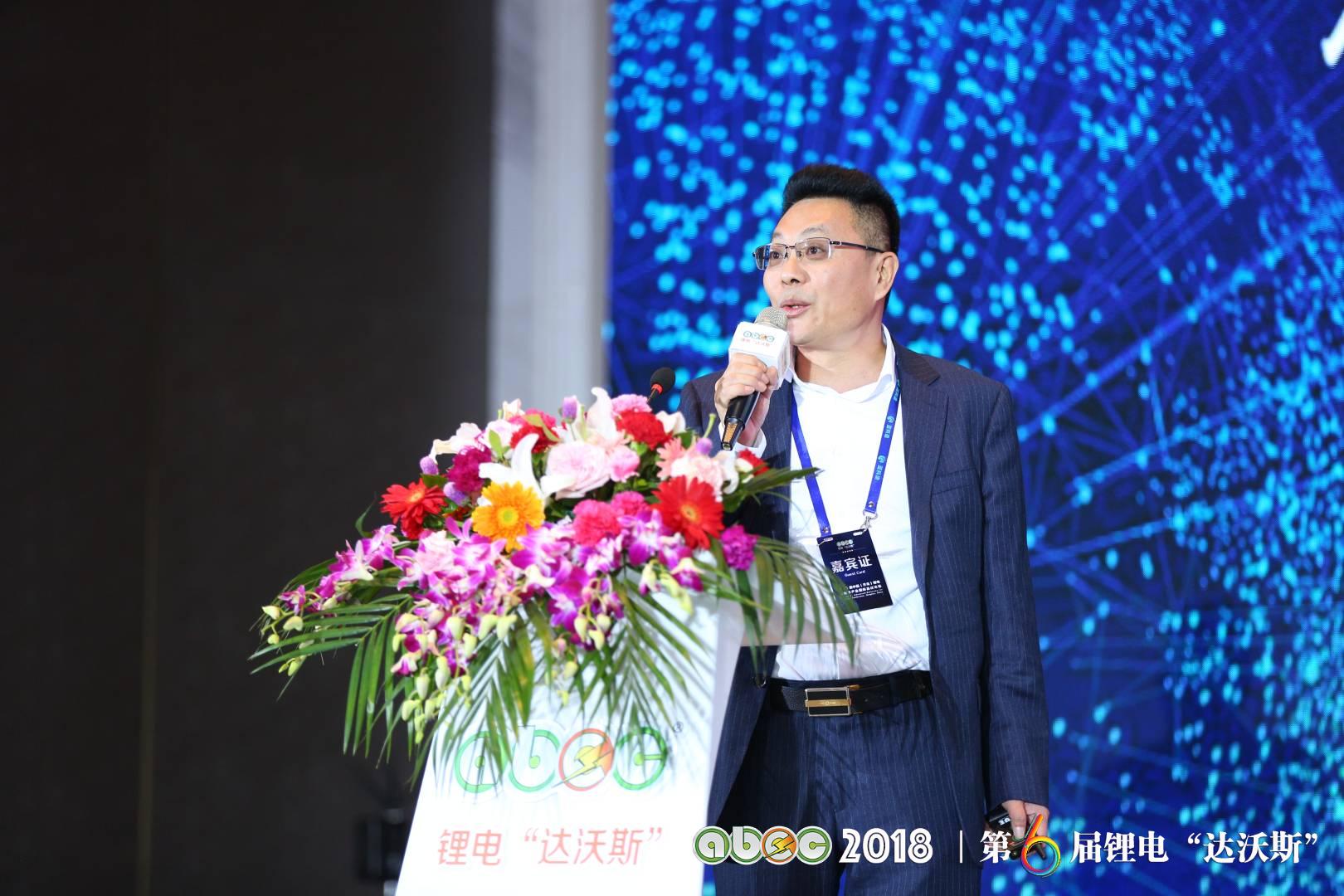 大族激光科技產(chǎn)業(yè)集團股份有限公司集團副總裁黃祥虎