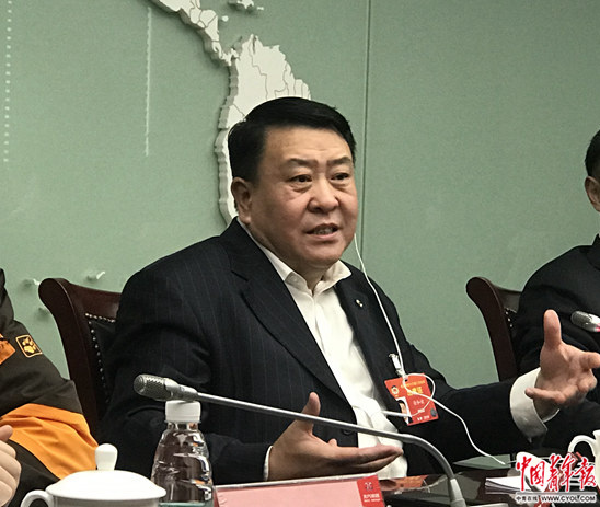 全國政協(xié)委員，北汽集團黨委書記、董事長徐和誼