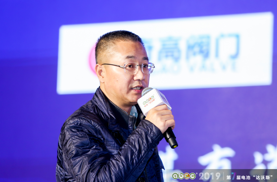 深圳市時代高科技設備股份有限公司總經(jīng)理田曉波