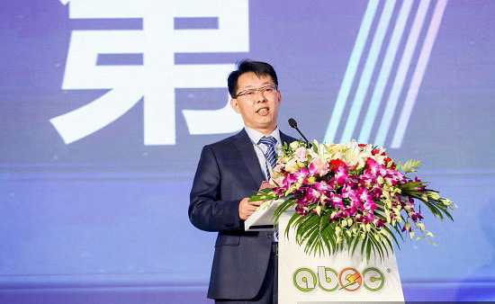 中關村新型電池技術創(chuàng)新聯(lián)盟秘書長、電池“達沃斯”組委會秘書長于清教 中關村新型電池技術創(chuàng)新聯(lián)盟秘書長、電池“達沃斯”組委會秘書長于清教