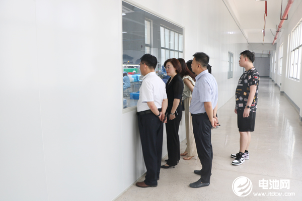 中關村新型電池技術創(chuàng)新聯(lián)盟秘書長于清教一行參觀調研金保利