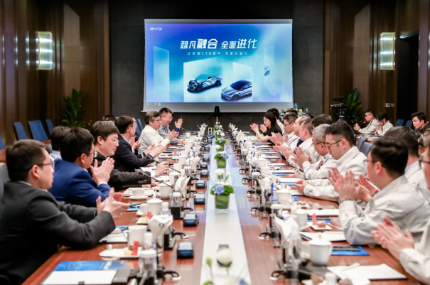 挖掘刀片電池潛力，看比亞迪CTB技術如何引領電動汽車新風向！