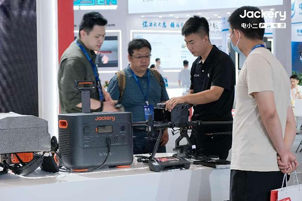 安防應(yīng)急新力量！華寶新能SG 2000 Plus亮相中國國際國防電子展