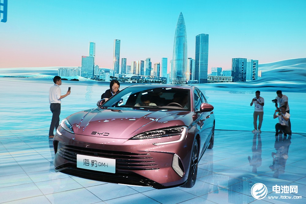 比亞迪海洋網(wǎng)銷量超140萬輛 海豹DM-i搶占中型轎車市場