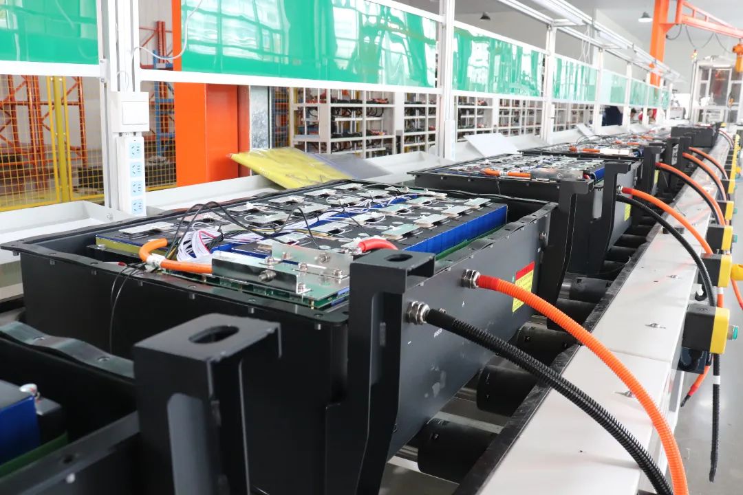 采用蜂巢能源電芯！日照鴻蒙PACK鋰電池工廠調(diào)試運行