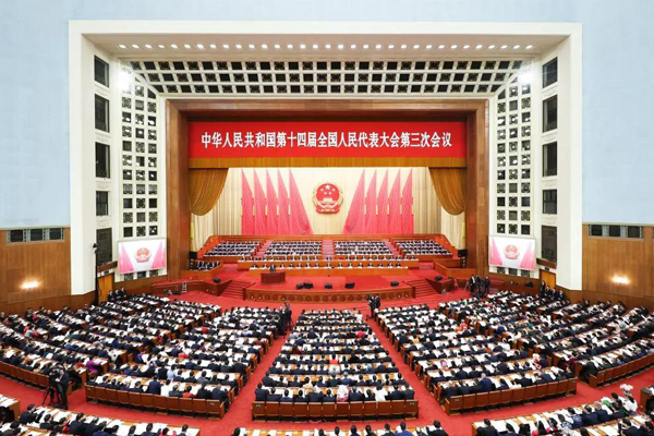 總理點(diǎn)名智能網(wǎng)聯(lián)新能源汽車！今年政府工作任務(wù)→